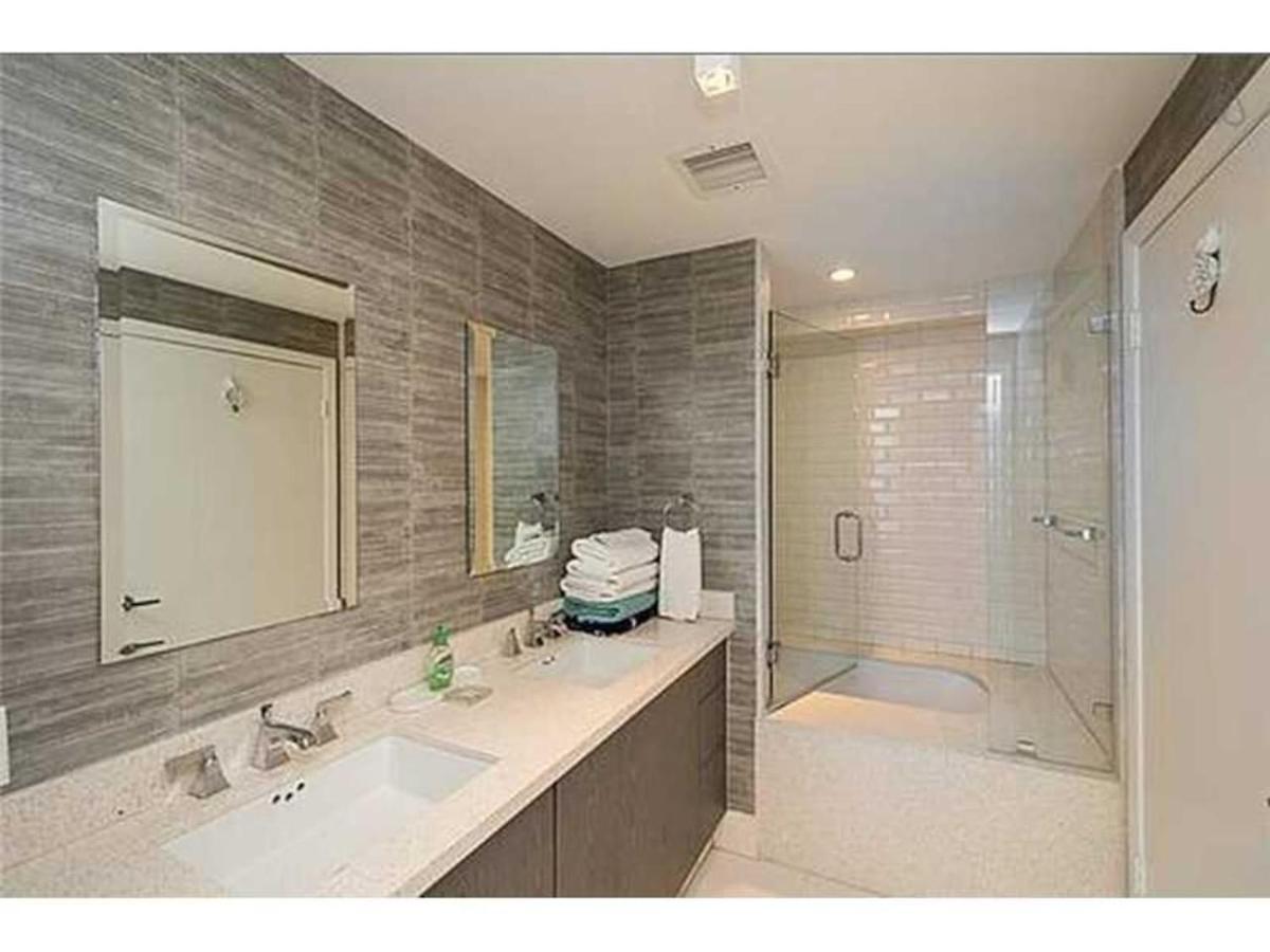 Heart Of South Beach / Modern Apartment / Ocean Drive - Carlyle Маями Бийч Екстериор снимка