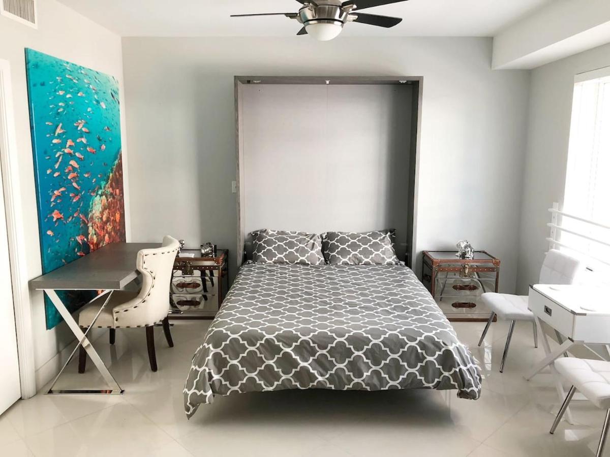 Heart Of South Beach / Modern Apartment / Ocean Drive - Carlyle Маями Бийч Екстериор снимка