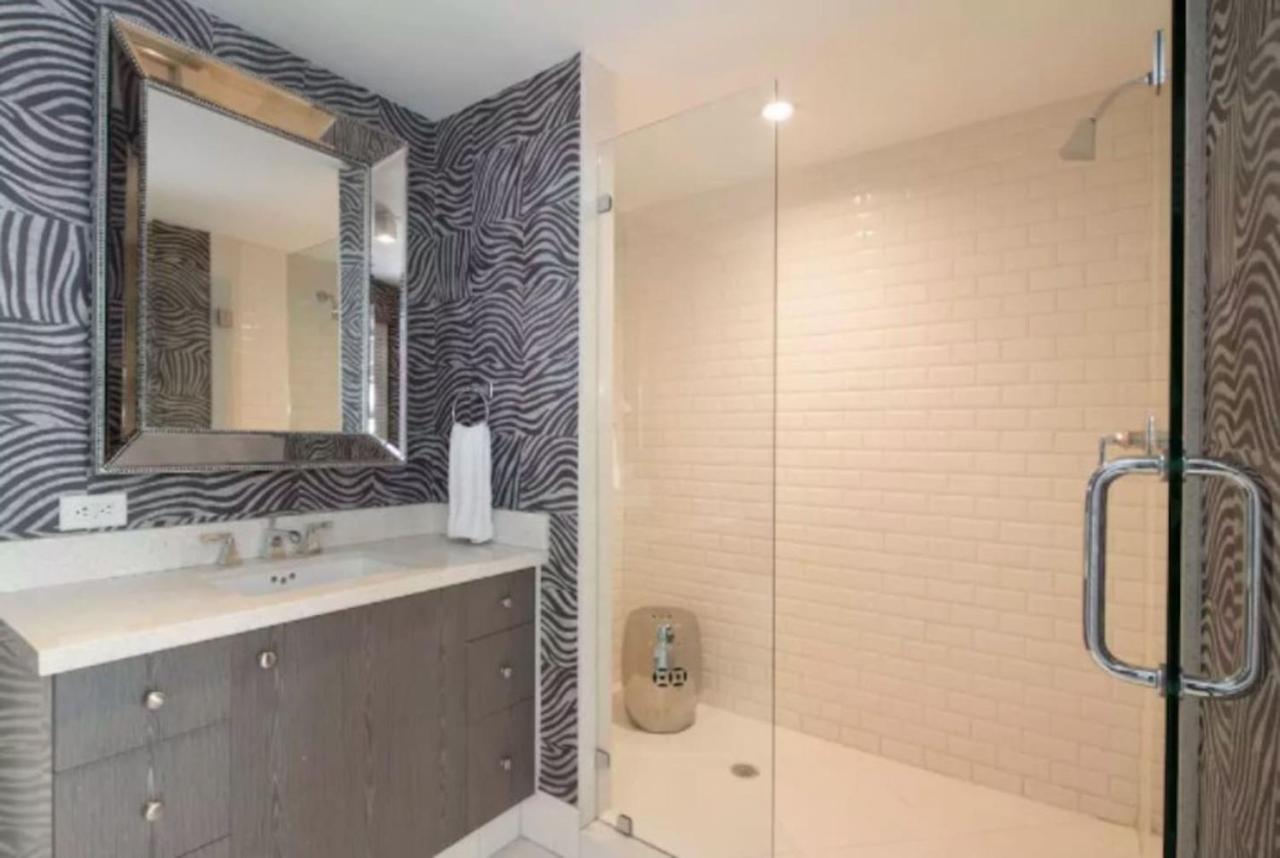 Heart Of South Beach / Modern Apartment / Ocean Drive - Carlyle Маями Бийч Екстериор снимка